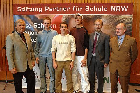 Preisverleihung (Bild komprimiert; Quelle: Partner für Schule NRW)